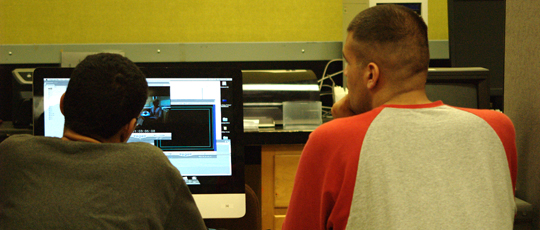 MCOMM-5 Students in the process of editing | Photo by: Alexis Pack