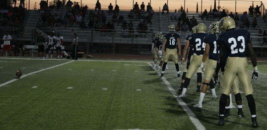 49ers line up for a kick at home against Gavilan