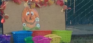 Festive bean bag toss featuring a jack o'lantern for a fall feel.